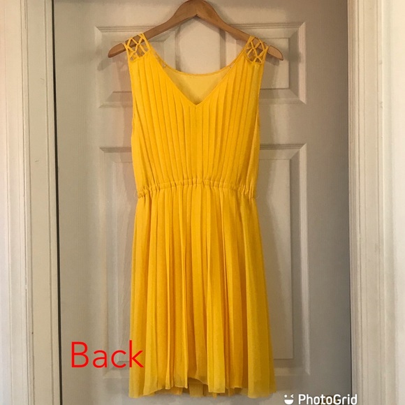 Used Pleated Sheath Dress Yellow - Picture 4 of 8